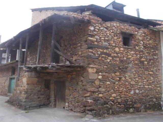Casa en venta en Cacabelos, León