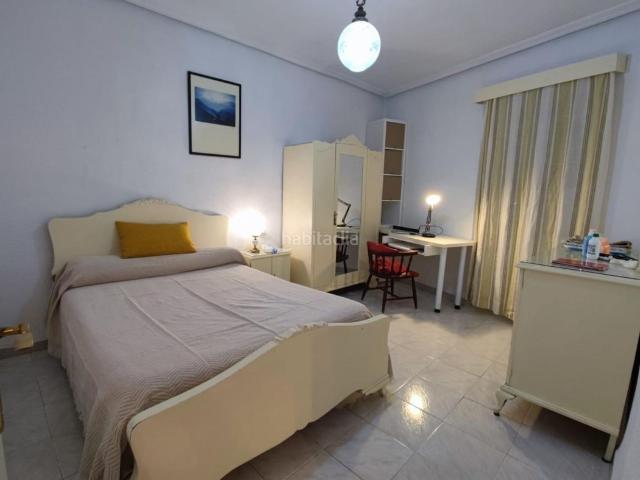 Casa en venta en Santiago, Cáceres