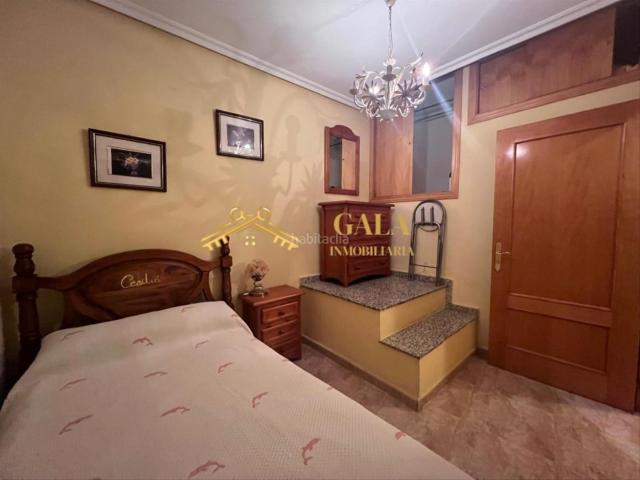 Casa en venta en Santiago, Cáceres