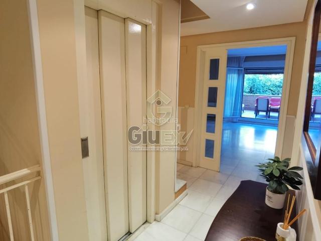 Casa en venta en Santiago, Cáceres