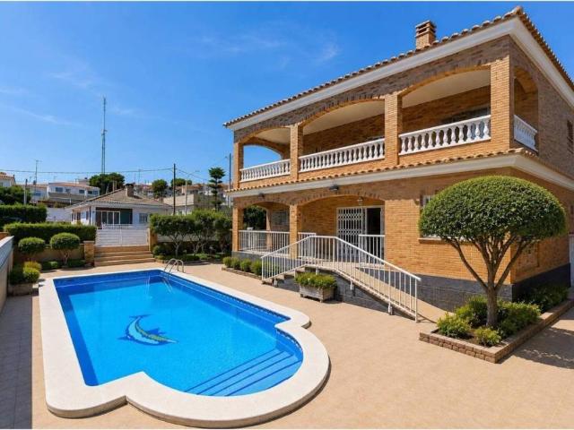 Casa en venta en Baix Penedès, Catalunya