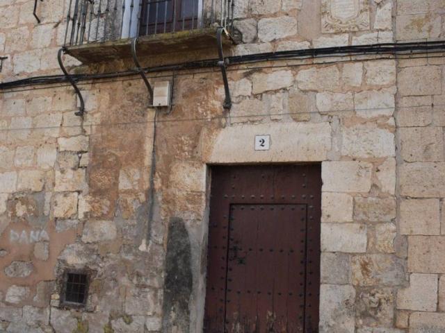 Casa en venta en Allueva, Aragón
