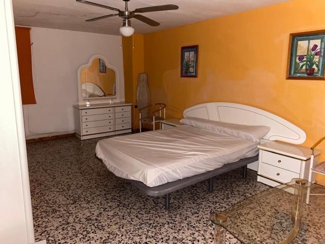Casa en venta en Allueva, Aragón