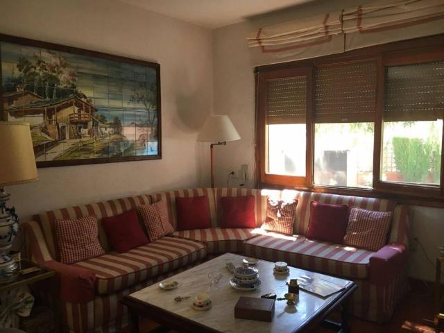 Casa en venta en Allueva, Aragón