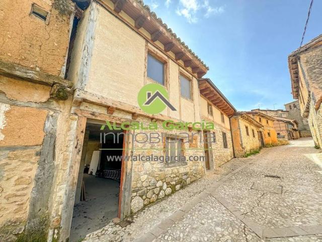 Casa en venta en Calatañazor