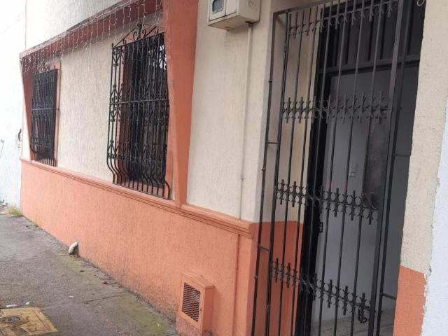 Casa en venta en Bretaña, Cali