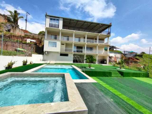 Casa en venta en Sur, La Buitrera