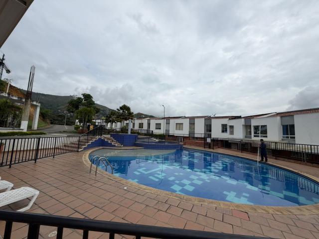 Casa en venta en La Campiña, Cali