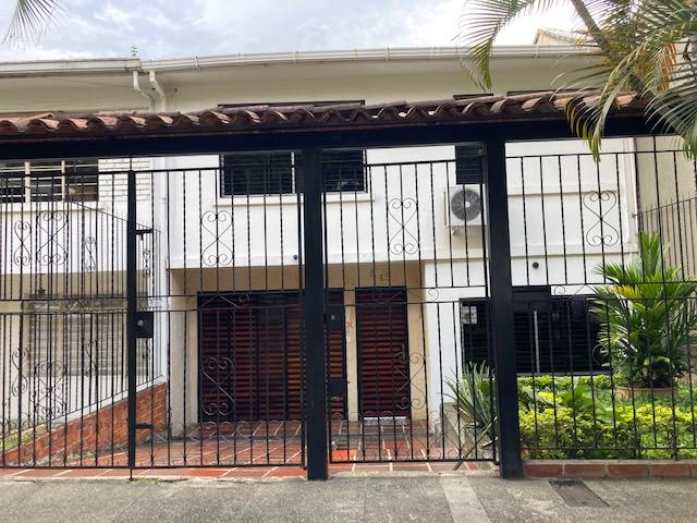 Casa en venta en Sur, Normandía