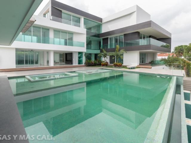 Casa en venta en Sur, La Buitrera