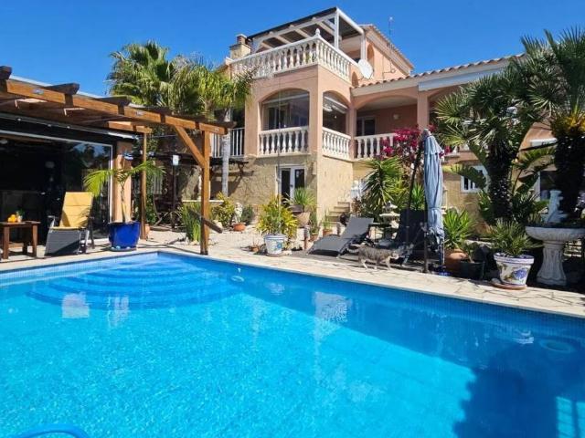 Casa en venta en Càlig