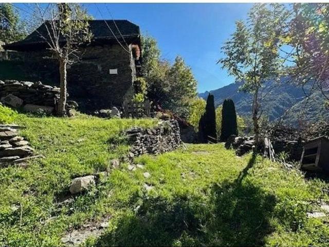 Casa en venta en Pujòla-Amellet, Canejan