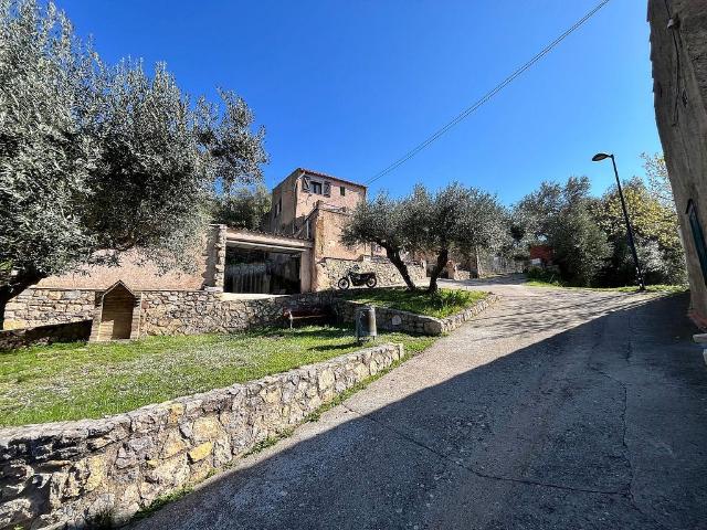 Casa en venta en Alt Empordà, Catalunya