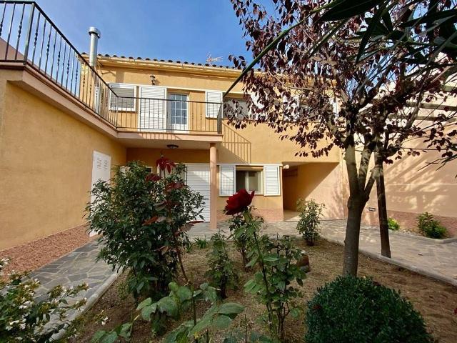 Casa en venta en Torrelavit