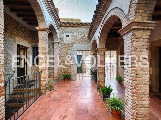 Casa en venta en Alt Empordà, Catalunya