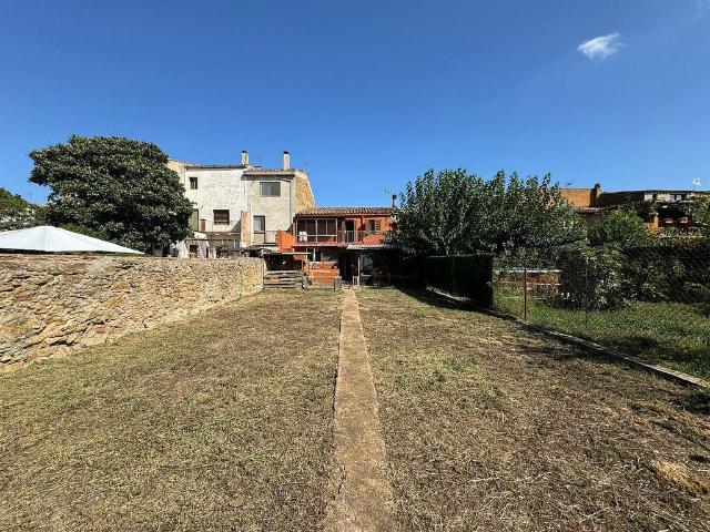 Villa en venta en La Bisbal D'empordà