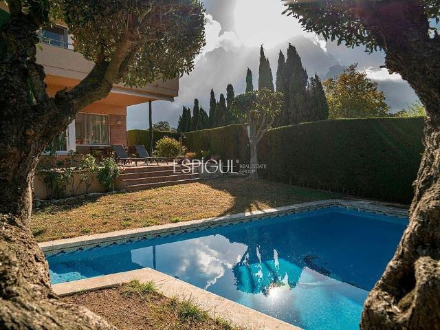 Casa en venta en Mont-ras, Girona