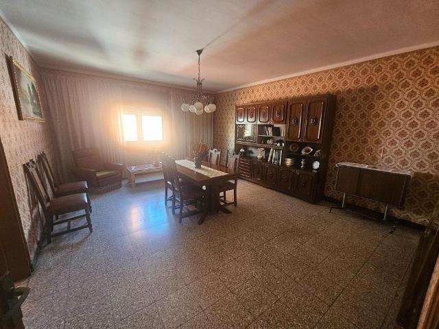 Casa en venta en Rosselló, Lleida