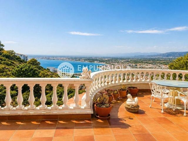 Casa en venta en Alt Empordà, Catalunya