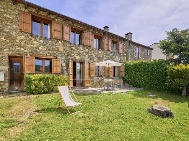 Casa en venta en Age, Cerdanya