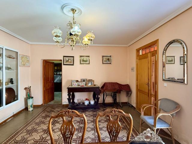 Casa en venta en Olombrada, Castilla y León