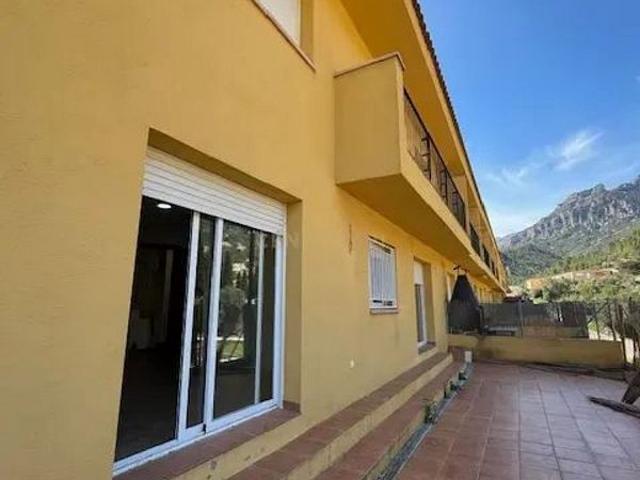 Villa en venta en Alfara De Carles