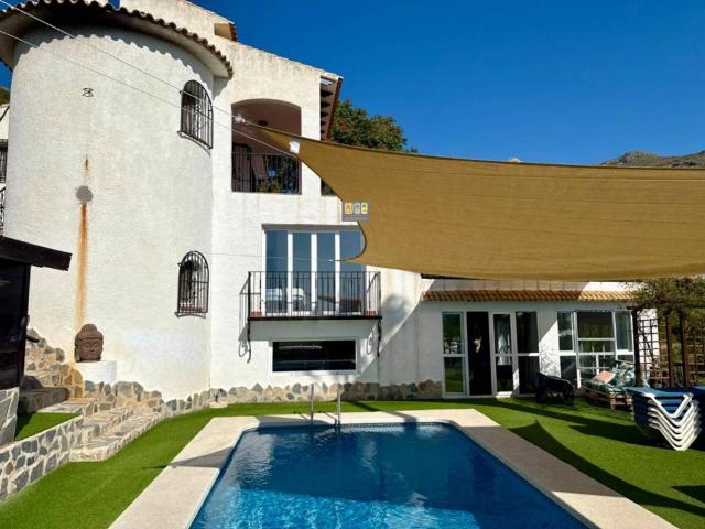 Casa en venta en Callosa D'en Sarrià