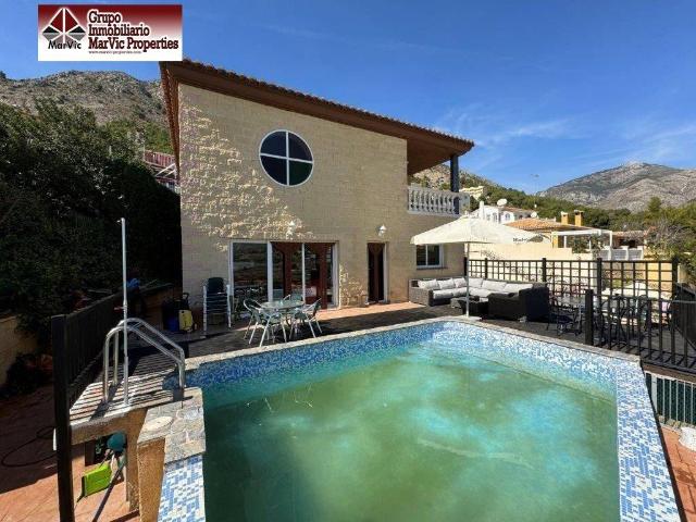 Casa en venta en Callosa D'en Sarrià