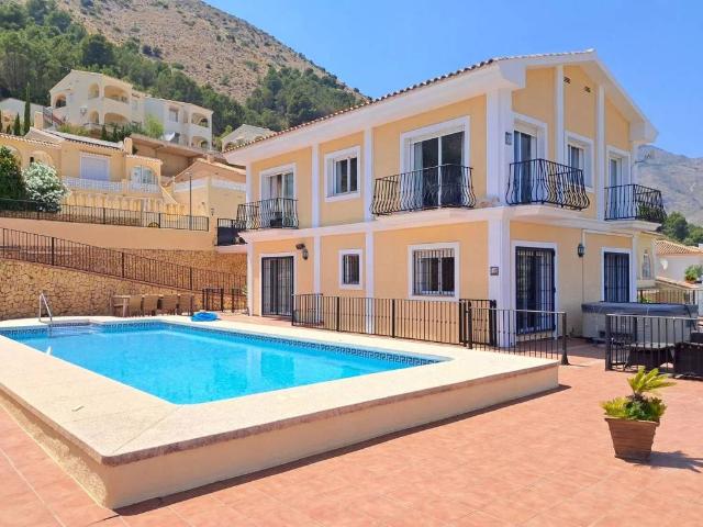 Casa en venta en Callosa D'en Sarrià