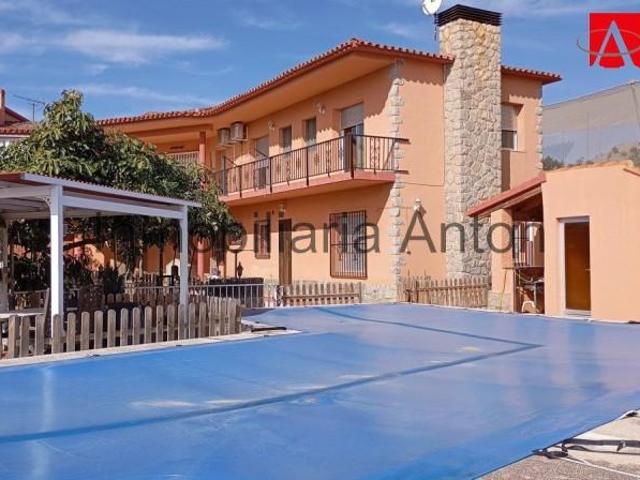 Casa en venta en Callosa D'en Sarrià, Valencia