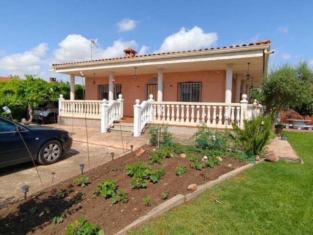 Casa en venta en Calvarrasa De Abajo