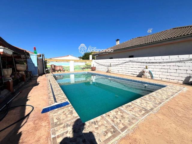 Casa en venta en Calvarrasa De Abajo