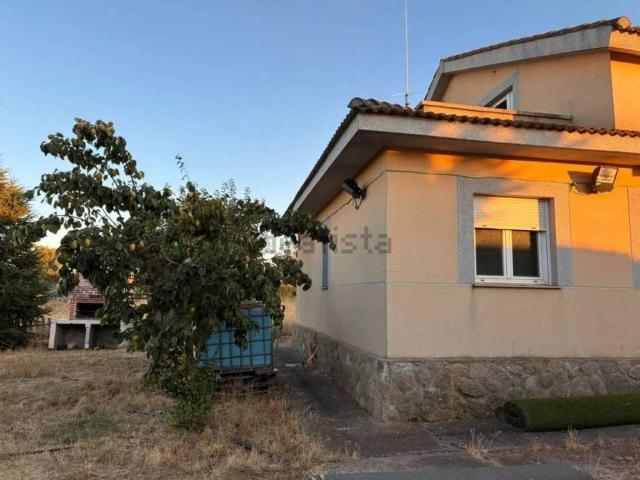 Casa en venta en Calvarrasa De Arriba, Castilla y León