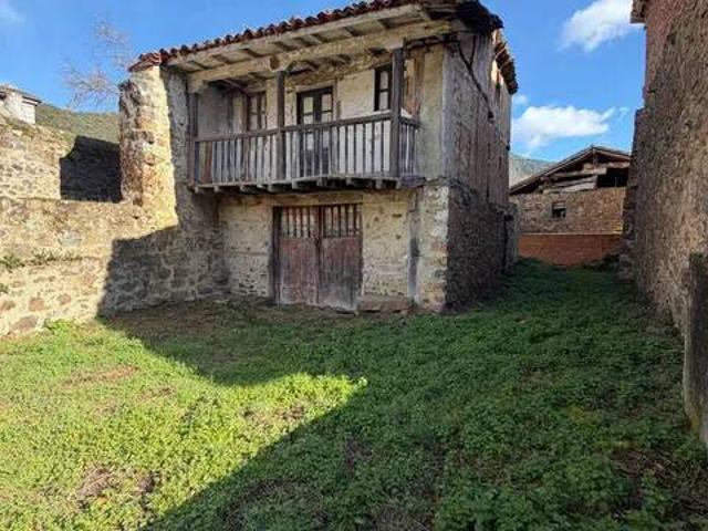 Casa en venta en Camaleño, Cantabria