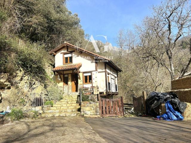 Casa en venta en Camaleño, Cantabria