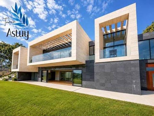 Casa en venta en Igollo, Camargo