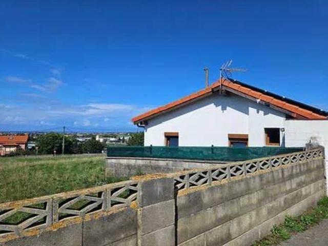 Casa en venta en Igollo, Camargo