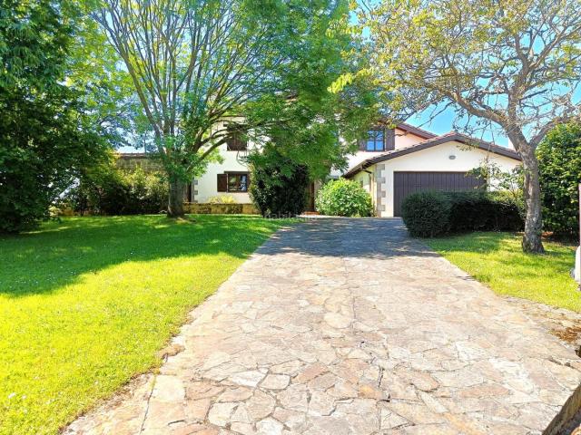 Casa en venta en Camargo