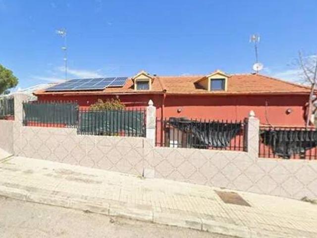 Casa en venta en Camarma De Esteruelas, Madrid