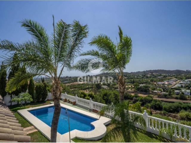 Casa en venta en Camarma De Esteruelas, Madrid