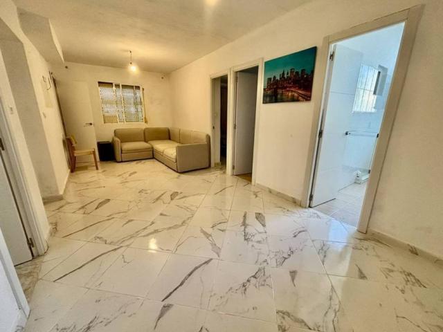 Casa en venta en Camas, Andalucía