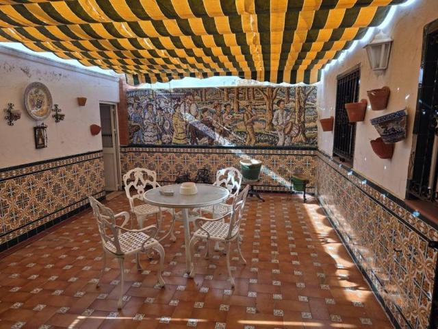 Casa en venta en Camas, Andalucía