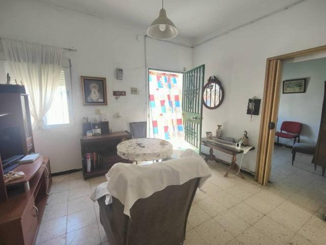 Casa en venta en Camas, Andalucía
