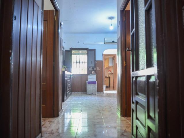 Casa en venta en Camas, Andalucía