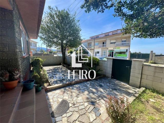 Casa en venta en Cambados, O Salnés