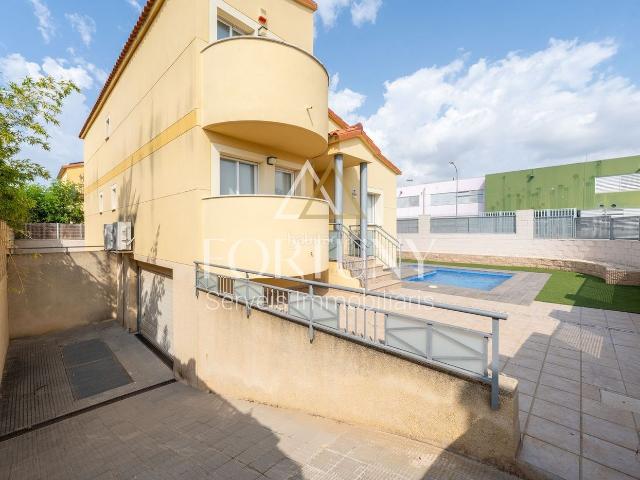 Casa en venta en Vilafortuny, Baix Camp