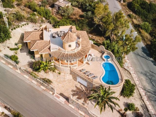 Casa en venta en Urbanització L'Almadrava, l'Alacantí
