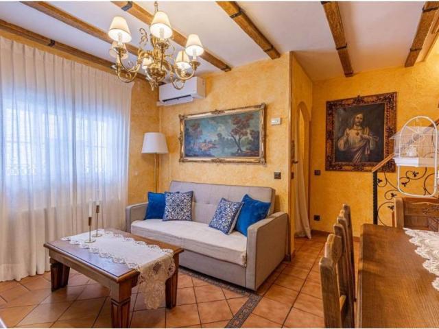 Casa en venta en Campo Real, Madrid