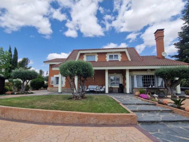 Casa en venta en Campo Real