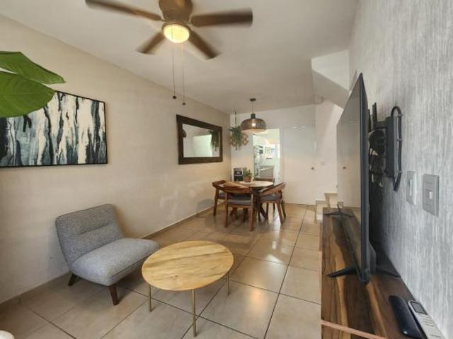 Casa en Venta en Cancun en Jardines del Sur Mod Flamboyan con Amenidades